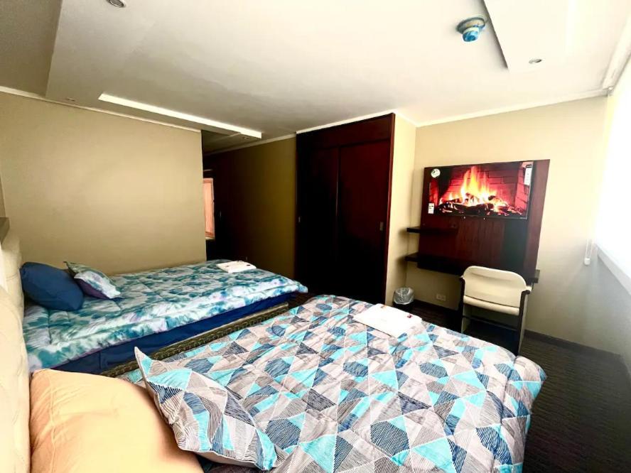 1420 Lujosa Habitacion - Hotel Akros Quito Eksteriør bilde